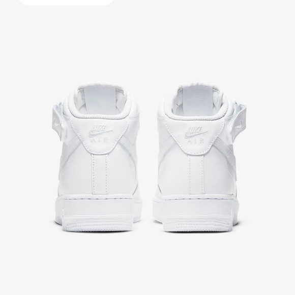 New Nike Women’s Air Force 1 ‘07 Mid - Picture 8 of 11